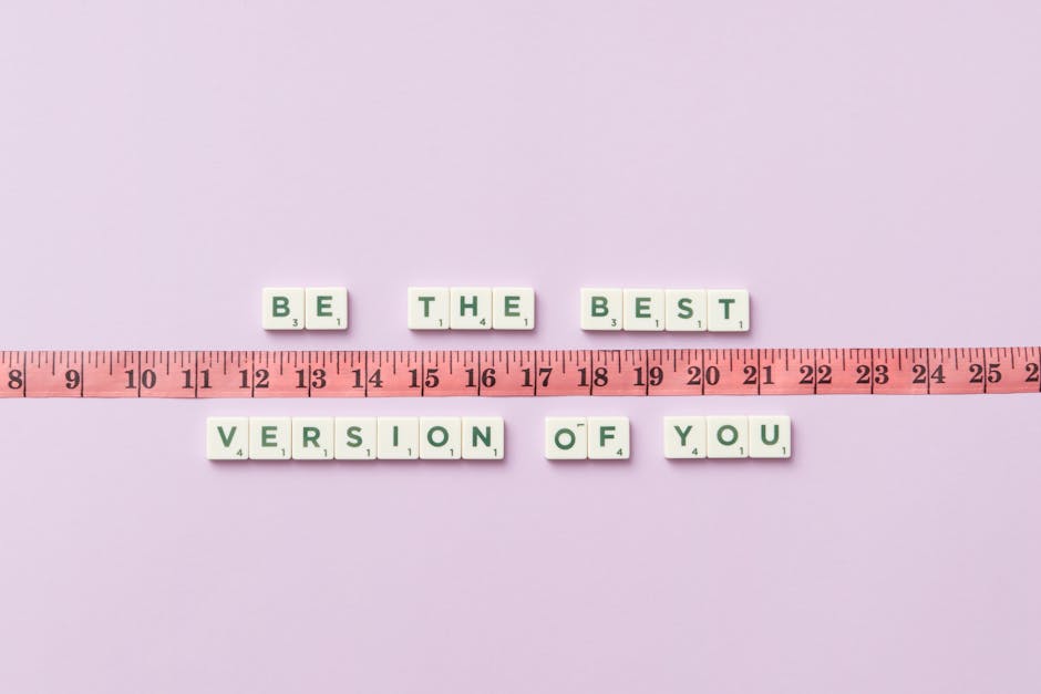 miarka i klocki scrabble układające się w napis "BE THE BEST VERSION OF YOU